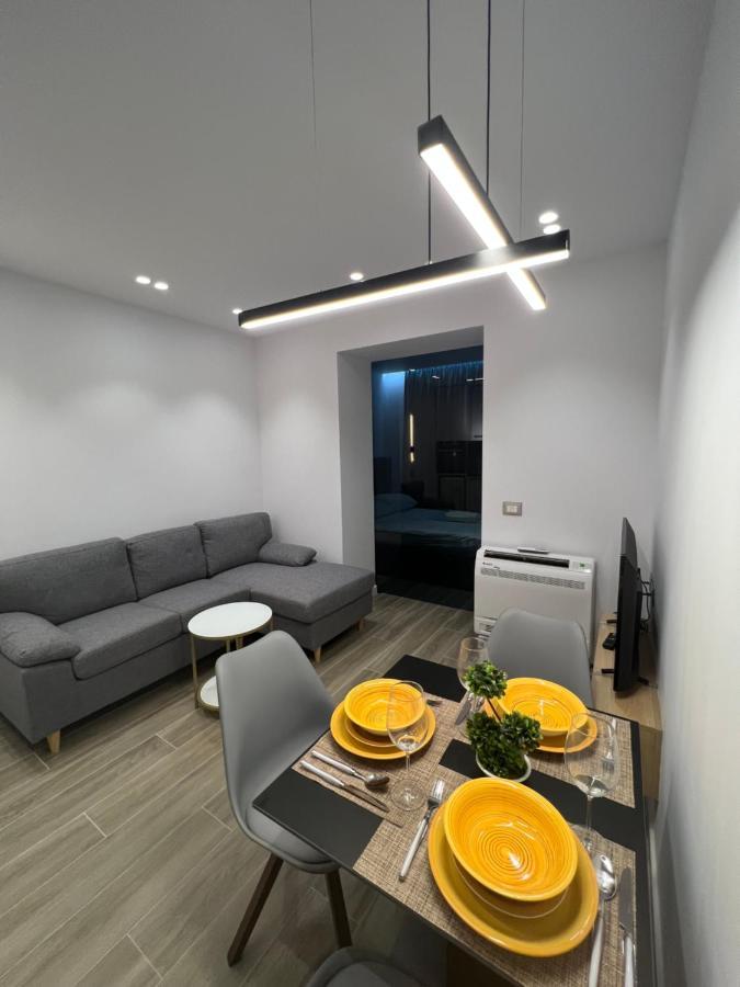 Deluxe Apartment Bllok Tirana Exteriör bild