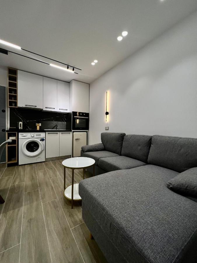 Deluxe Apartment Bllok Tirana Exteriör bild