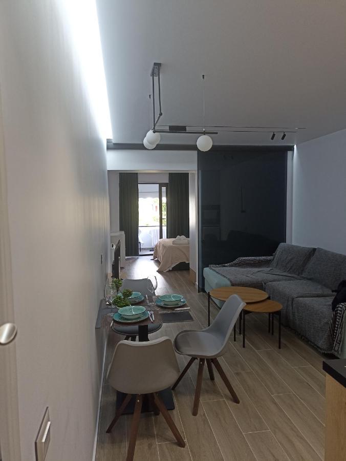 Deluxe Apartment Bllok Tirana Exteriör bild
