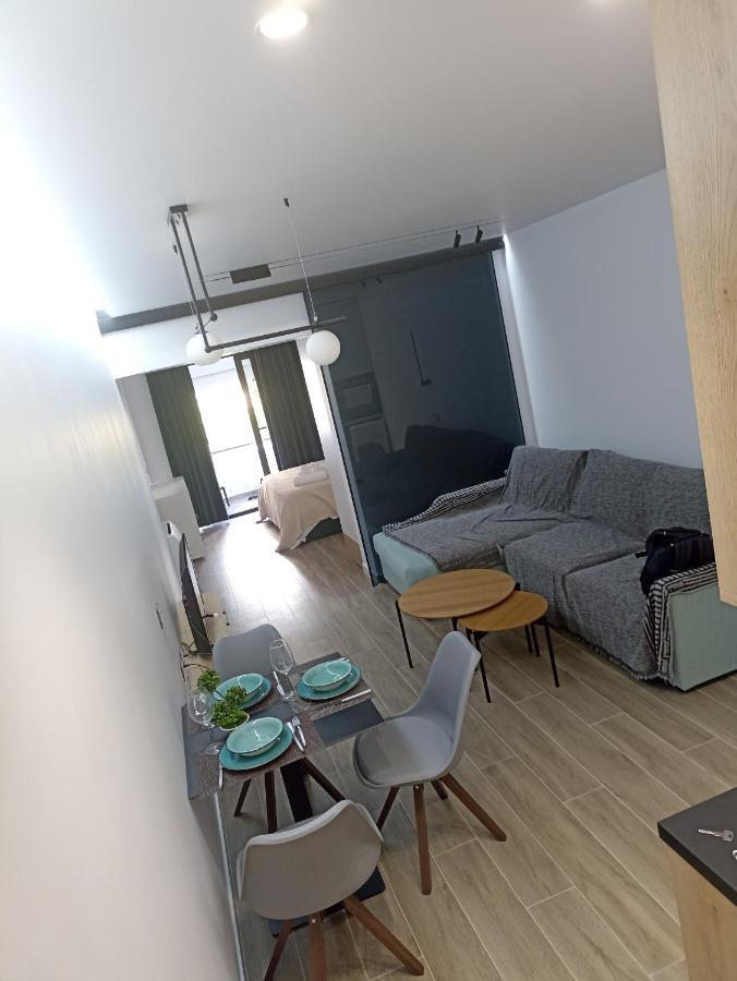 Deluxe Apartment Bllok Tirana Exteriör bild